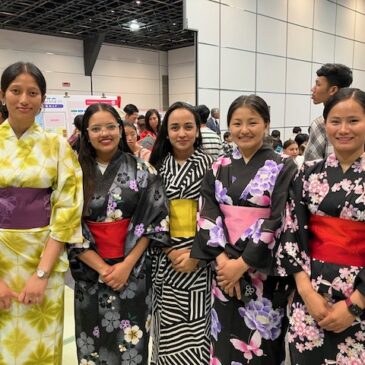 第３回ＫＡＮＡＦＡＮまつり 留学生、ゆかたを着て満面の笑み