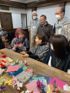 「２０２５かながわ日中友好フェスタ」折り紙が結ぶ笑顔と交流