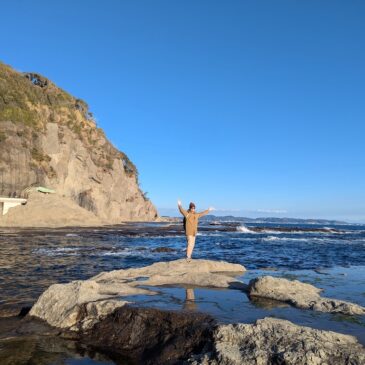 富士山のシルエットと満月に魅了された江の島ツアー