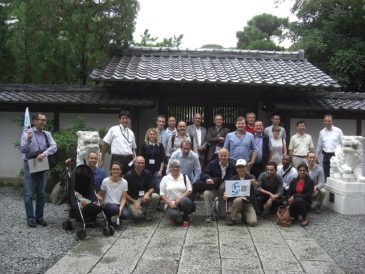Guiding Participants of the Academic Conference and their Family around Kamakura