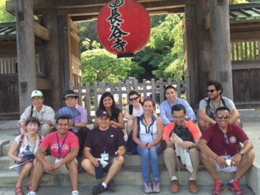 Multi-National Trainees Enjoy a Day in Kamakura