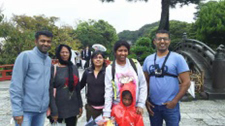 Pleasant Tour around Kamakura with a Vegetarian Family Even in The Rain