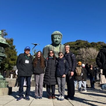 A Special Year-End Sunday in Kamakura: Visitors Impressed by the Bamboo Grove and Kamakura Daibutsu